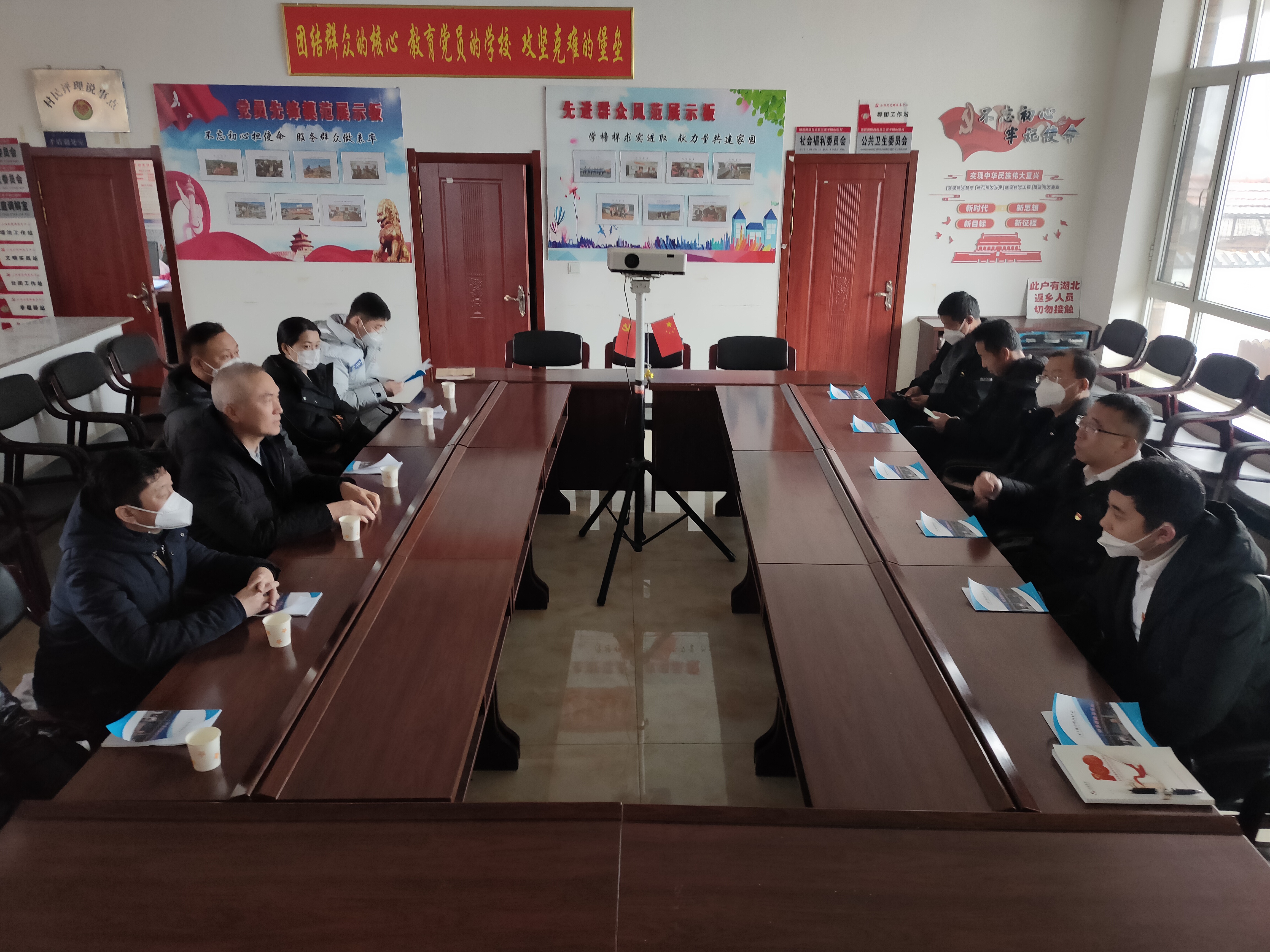 ���й���������ӭ�´�����ů�������ڼ��š����ʼ��š���������ǰ��פ������� �߷�ο